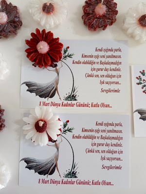 8 Mart Dünya Kadınlar Günü Hediyelik Papatya Mum (10 Adet)