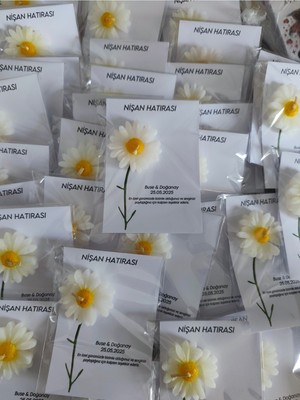 Papatya Mum 20 Kartlı Jelatinli Hediyelik Nişan, Düğün, Kına, Söz İçin Özel Tasarım
