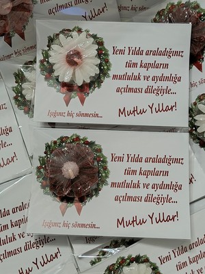 10 Adet Kırmızı-Beyaz Papatya Mum