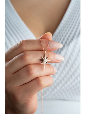 925 Ayar Gümüş Rose Kaplama Tek Taş Detaylı Sirius Yıldızı Kolye