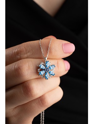 925 Ayar Kadın Aquamarin Taşlı Dönen Çiçek Kadın Kolye