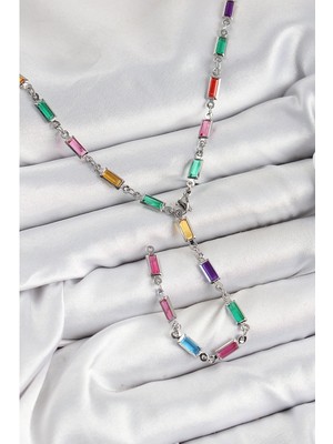 Pirinç Renkli Zirkon Taşlı Dikdörtgen Model Gümüş Renk Kadın Y Kolye