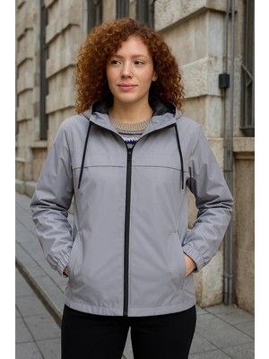 Kadın Astarlı Kapşonlu Gri Rüzgarlık & Yağmurluk