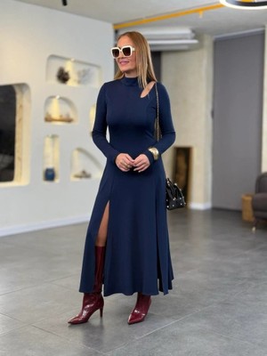 Gökyüzü Moda Kadın Balıkçı Yaka Damla Detaylı Yırtmaçlı Uzun Viskon Iki Iplik Maxi Elbise