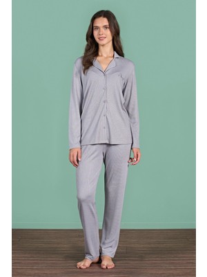 Kadın Gri Renk Önden Düğmeli Uzun Kollu Gömlek Yaka Pijama Takımı C1T4N91