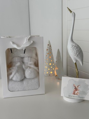 Hoşgeldinbebek Yenidoğan Hediye Kutusu Kıyafet Seti Takımı Sepeti El Örgüsü Triko Tulum Patik Şapka