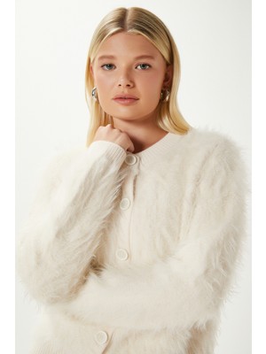 Kadın Rush Yumuşak Sakallı Krem Bisiklet Yaka Triko Hırka WS-07226