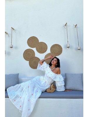 Ezel Glory Pembe Omuzları Lastikli Brode Elbise