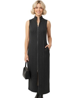 Siyah Fermuarlı Dik Yaka Triko Elbise 8152A