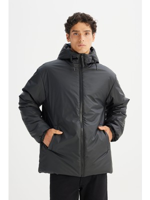 Regular Fit Normal Kesim Kapüşonlu Casual Mont