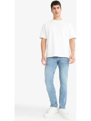 DeFacto Pedro Slim Fit Dar Kalıp Normal Bel Dar Paça Jean Pantolon G2614AX25AU