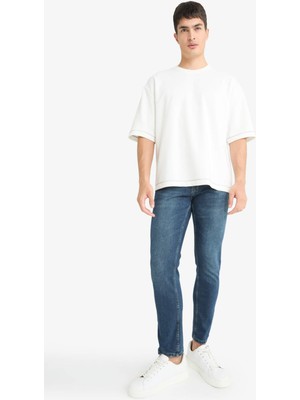 DeFacto Pedro Slim Fit Dar Kalıp Normal Bel Dar Paça Jean Pantolon G2235AX25AU