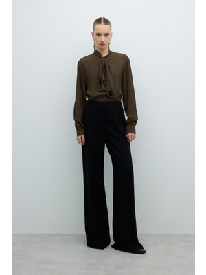 Yakası Fular Detaylı Tulum Haki - Siyah K2612401_444