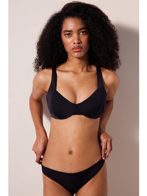 New Balen Siyah Bikini Üstü