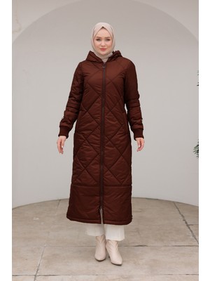 Armine Trend Boydan Fermuarlı Şişme Kapitone Desenli Mont Bordo 24KT710