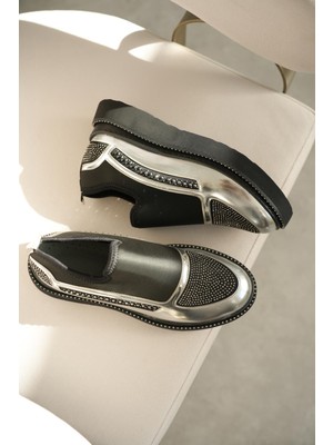 Büyük Numara Bayan Taşlı Spor Ayakkabı