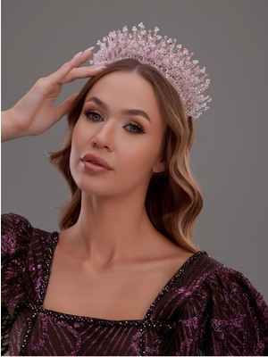 Kristal Taş Detaylı Işıltılı Gelin Tacı – Zarif ve Gösterişli Tasarım