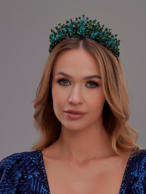 Kristal Gelin Tacı – Işıltılı ve Zarif Taç Modeli