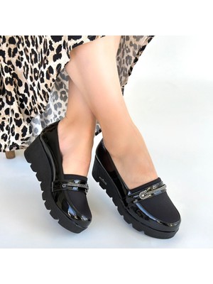 Kear Siyah Rugan Dolgu Topuk Ayakkabı