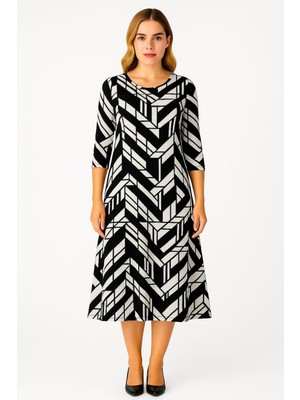 Kadın Büyük Beden Siyah, Bisklet Yaka, Truvakar Kol Viskon Midi Elbise 65N39157