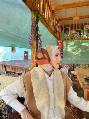 Dokulu Etnik Desenli Eşarp Kahverengi