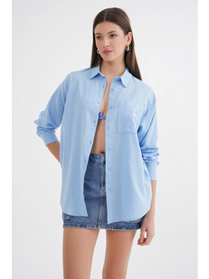 4670 Kadın Cepli Oversize Basic Keten Gömlek Bebe Mavi