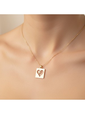 Tabitala TabiTela 8 ayar altın kolye ucu çiçek GM862 1 gr