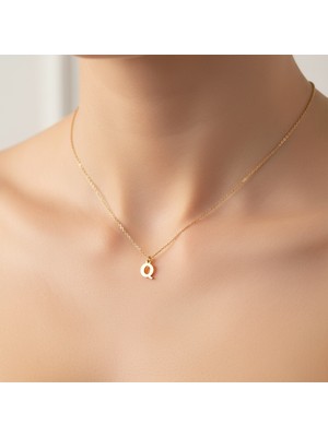 Tabitala TabiTela 8 ayar altın kolye ucu "Q"harfi GM693 0.5 gr