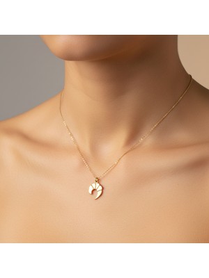 Tabitela 8 Ayar Altın Kolye Ucu Kruvasan   GM4373 0.5 gr