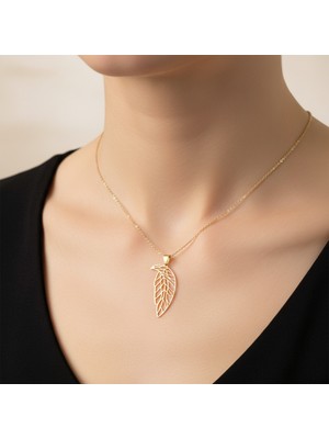 TabiTela 8 ayar altın kolye ucu şahin   GM4628 1 gr