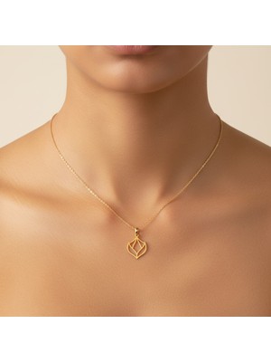 Tabitela 14 Ayar Altın Kolye Ucu Taç Yaprağı   GM4854 1 gr