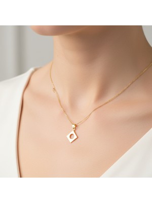 TabiTela 14 ayar altın kolye ucu eşkenar dörtgen   GM7922 0.5 gr