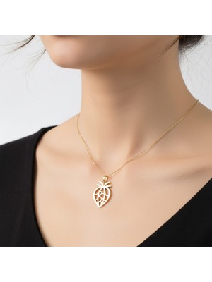 TabiTela 8 ayar altın kolye ucu çilek GM8127 0.5 gr