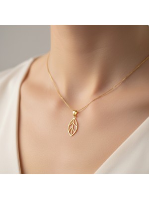 Tabitela 8 Ayar Altın Kolye Ucu Taç Yaprağı   GM7757 1 gr