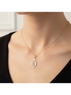 Tabitela 14 Ayar Altın Kolye Ucu Yaprak GM7303 0.5 gr