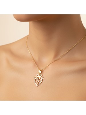 TabiTela 8 ayar altın kolye ucu çilek GM8138 0.5 gr