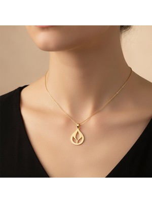 Tabitela 8 Ayar Altın Kolye Ucu Taç Yaprağı   GM7717 0.5 gr