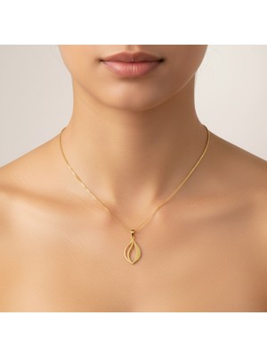 Tabitela 8 Ayar Altın Kolye Ucu Taç Yaprağı   GM7718 1 gr