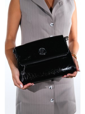 Kalren Siyah Kadın Kapaklı Çapraz Çanta