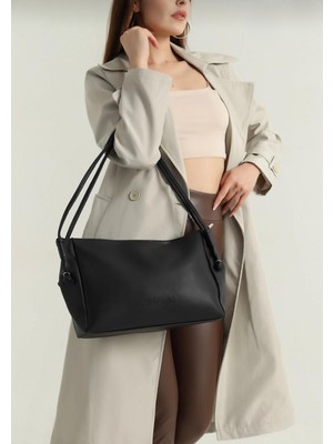 Megın Siyah Omuz Çantası