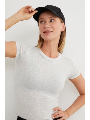 Basic Bisiklet Yaka Biyeli Crop Tişört