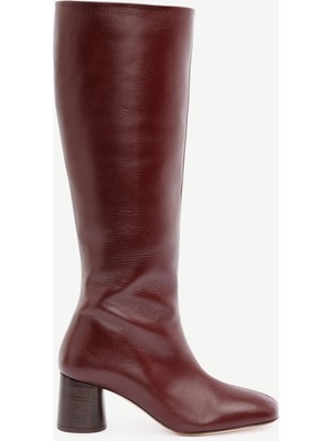 Silindir Topuk Detaylı Deri Çizme