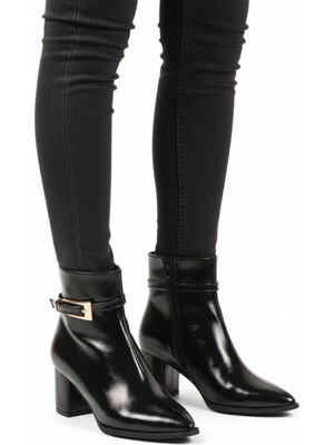 Siyah Dar Kalıp Içi Polarlı Sivri Burun Topuklu Kadın Bot 262327 Z