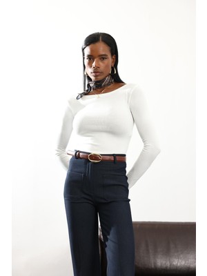 Ekru Kayık Yaka Uzun Kol Basic Tişört 16483