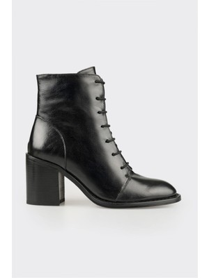 Siyah Deri Kadın Klasik Bot