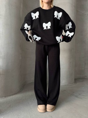 Kurdele Desenli Triko Takım