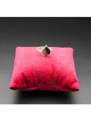 925 Ayar Kadın Gümüş Oltu Taşı Çiçek Yüzük SY00027