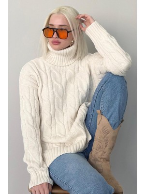 Ekru Boğazlı Triko Kazak MG2376