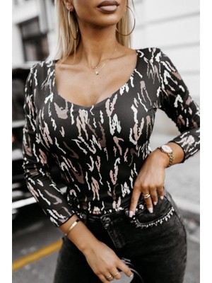 Kadın Uzun Kollu V Yaka Desenli Mikro Kumaş Bluz