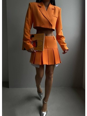 Pileli Etek Crop Ceket Takım